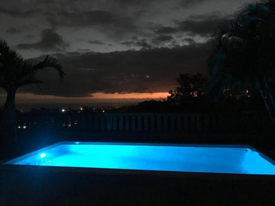 Cocooning Tropic Studio Avec Jacuzzi Privatif サン・ルイ エクステリア 写真